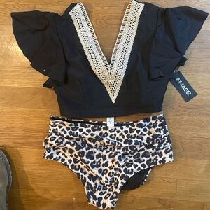 AIMAGE ladies two-piece swimsuit new with tags NWT padded cup ruffle sleeve M